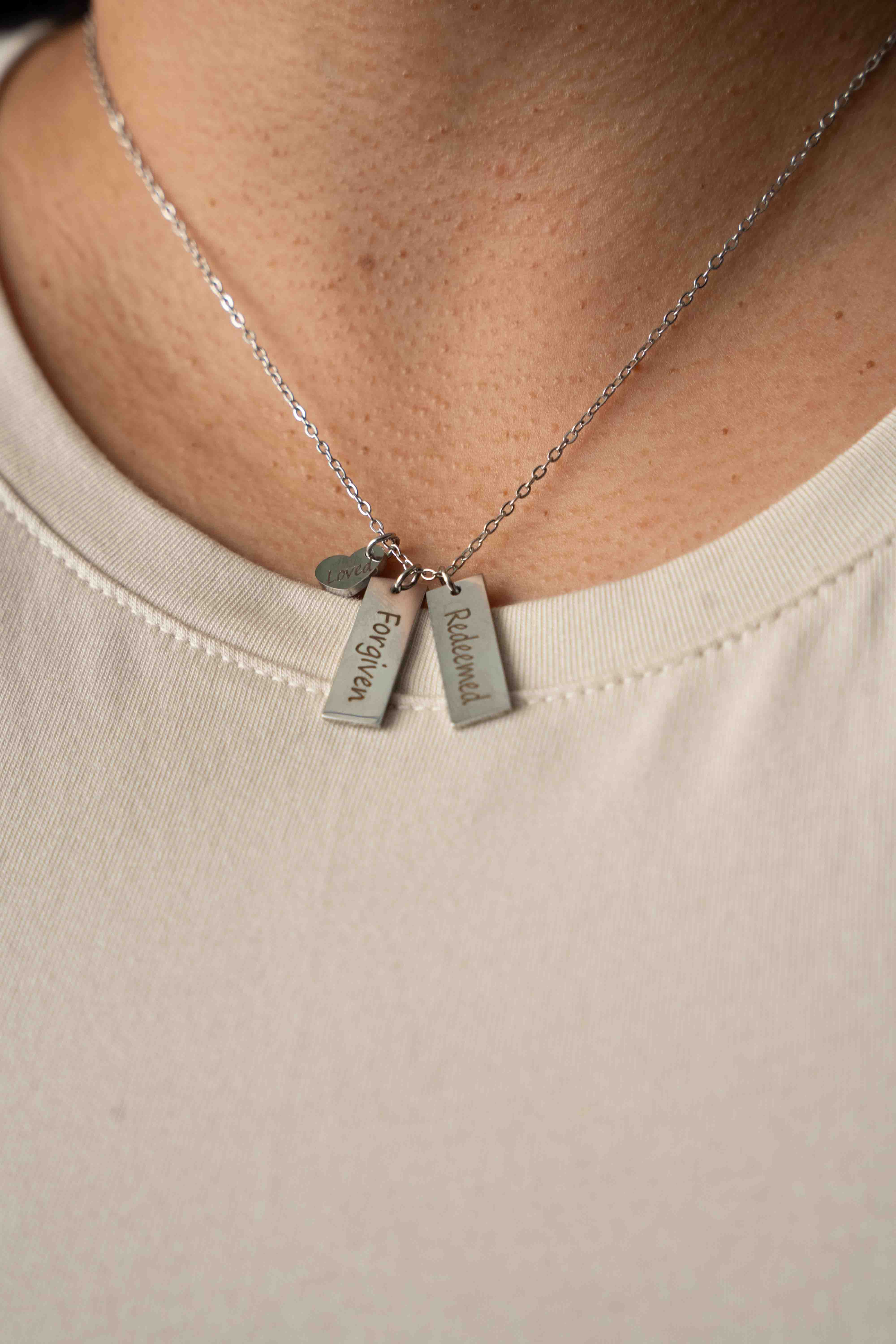 Queen Necklace